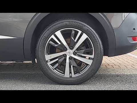 Peugeot 5008 1.5 HDi 130bhp Allure - Image 2