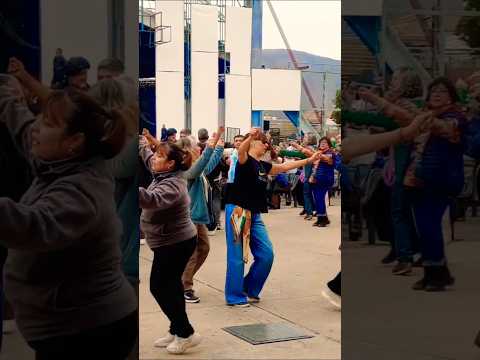 Chacarera en La Plaza Próspero Molina de Cosquín, Córdoba,🇦🇷#cosquin
