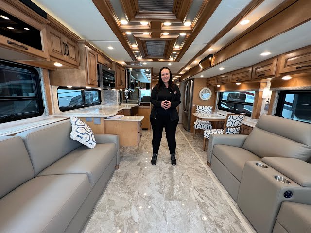 Preview image of 2024 Newmar Dutch Star 4369 (17N231996) youtube video