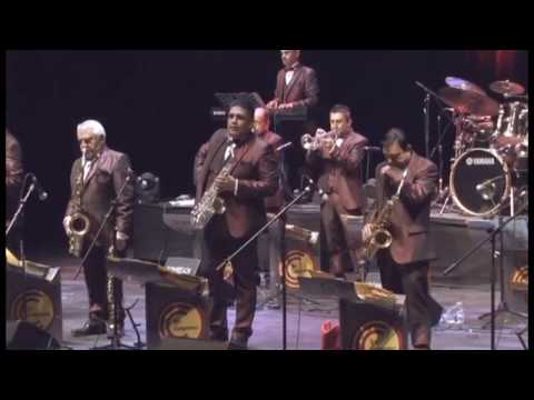 Zacatlan - @La Orquesta de Carlos Campos  (En Vivo) Teatro Metropolitán