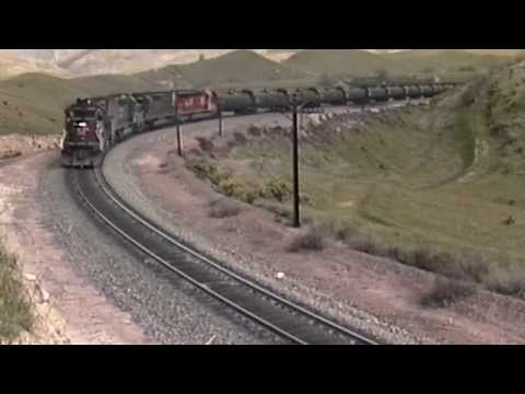Southern Pacific Oil Cans Eastbound at Tunnel 2