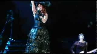 Paloma Faith - Play On (Live)