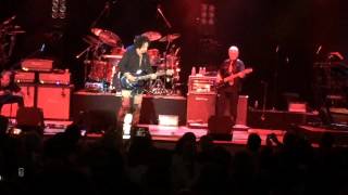 Steve Lukather of Toto performs Little Wings