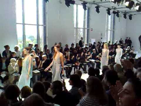 Akris Spring-Summer 2010 show @ Paris Fashion Week