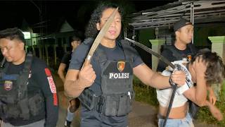 Download lagu A DEADLY BRAWL IN BITUNG! YOUNG MEN WITH SHARP WEAPONS ARE ARRESTED BY THE TARSIUS PRECISION TEAM... mp3