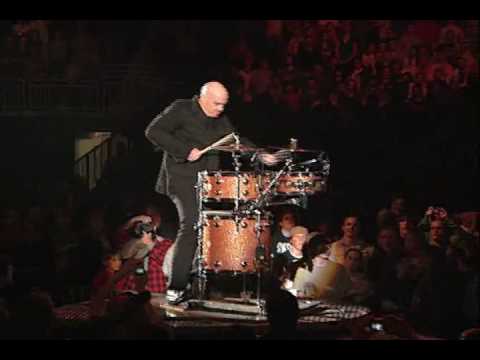 Video: Amazing Drum Solo-DRUM BUM - Drum Clip