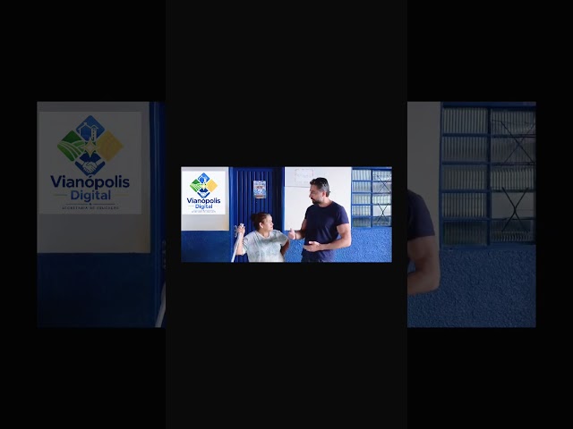 Educação digital para todos os funcionários das escolas