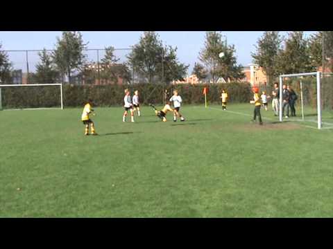 Reiger Boys E2 - Alcmaria Victrix E1 2010 Kopbal Amco