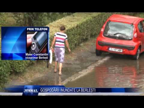 GOSPODĂRII INUNDATE LA BERLEȘTI
