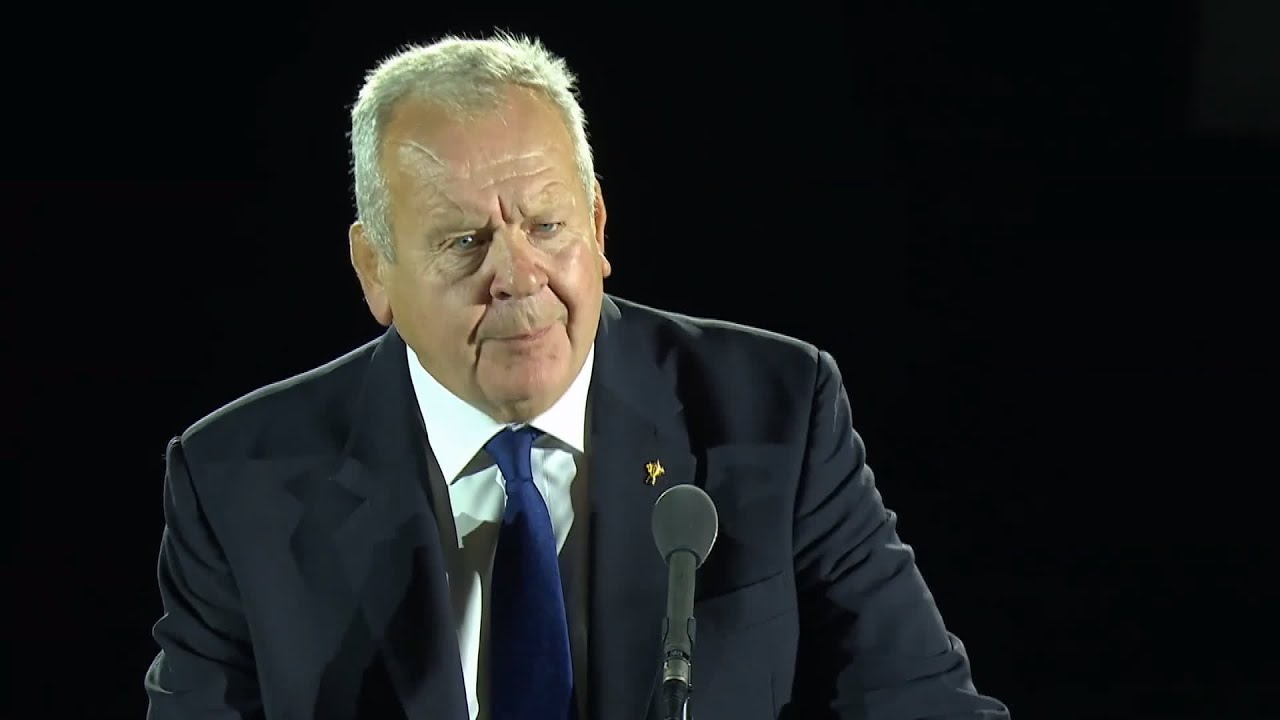 World Rugby Chairman Bill Beaumont speaks at opening ceremony - YouTube