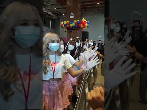 บรรยากาศกิจกรรม​ Cm Cafe​ Trainee​ Free Hi Touch   รอบที่1