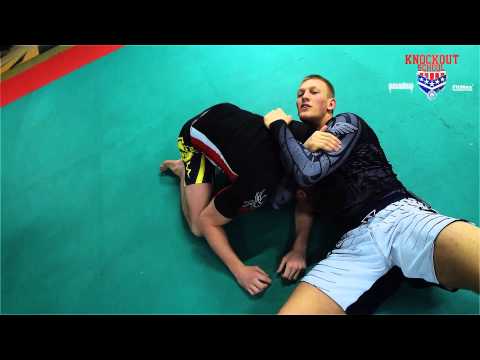 KNOCKOUT SCHOOL Oskar Piechota 09 - Duszenie brabo z "żółwia" - kolejny wariant
