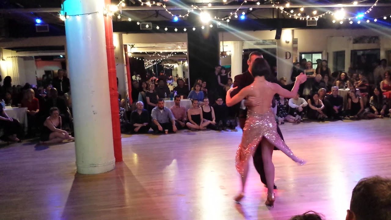 Argentine tango: Junior Cervila & Guadalupe Garcia - Loca