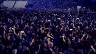 JAY Z - Niggas In Paris (Live - OTR Tour)