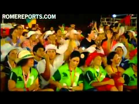 El Papa a los jóvenes en Cuatro Vientos:  "Gracias por vuestra alegría y resistencia"