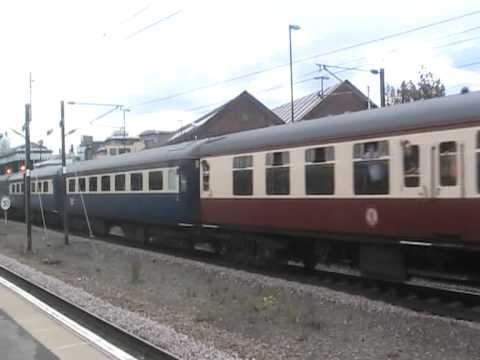 DRS 37611+37606 mega thrash out of York.