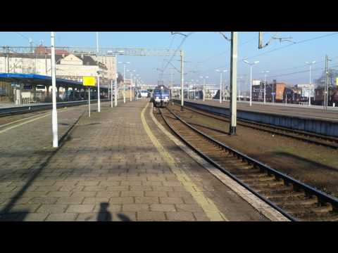 Odjazd EP07 - 1064 z TLK Gałczyński