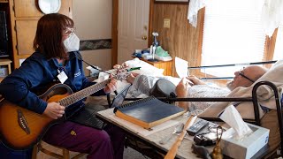 A Day in the Life of a Hospice Music Therapist