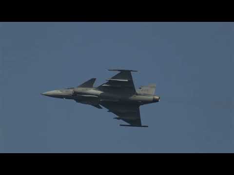 JAS 39 Gripen - Åhus Beach Festival - 2025 (HQ Audio)