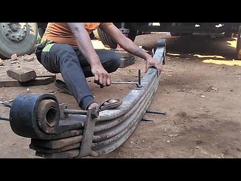 Broken Parabolic Leaf Spring Replacement on a Indian Truck | Leaf Spring Repair #santoshpattimistry