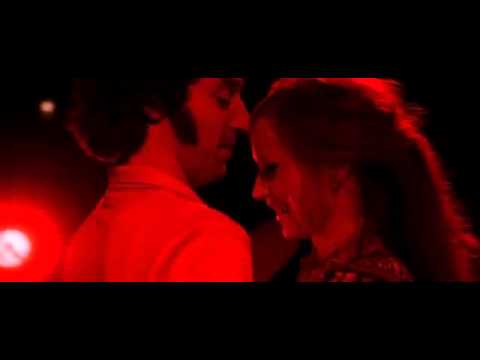 Video thumbnail for Dead Leaves And The Dirty Ground