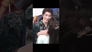 Download lagu omg behind kissing scene #cdrama #moonlightmistique #ruipeng #bailu mp3