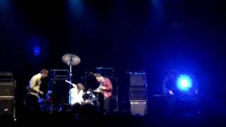 Battles - Tonto (live at ATP December 2009)