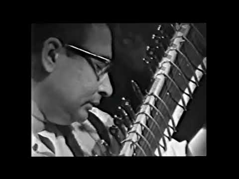 Pandit Nikhil Banerjee e Mahapurush Mishra - Raga Desh - São Francisco 1968.