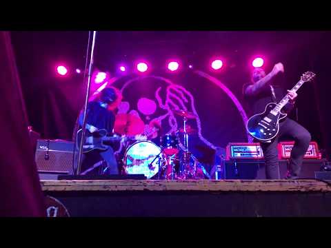 Against Me! (4K) - 01 True Trans Soul Rebel / 02 White Crosses - Live at Carioca Club - São Paulo BR