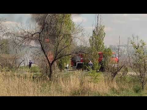 Пожарные прибыли на пожар в парке Лески (Николаев)