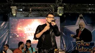 Johnny Sky - With or Without You (Live-UTESA)