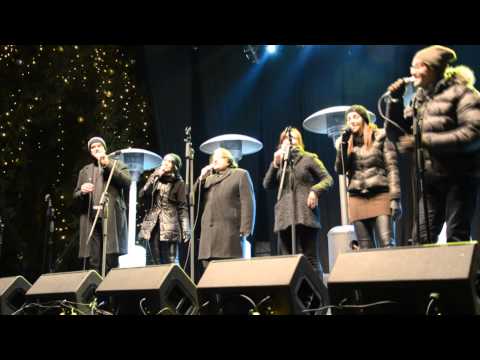 Oto Pestner in Pro Anima Singers - Happy holiday in Glej, zvedice božje ( v živo)