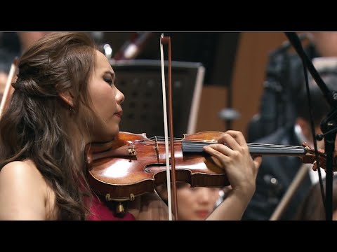 Barber Violin Concerto | Stella Chen and Shanghai Philharmonic Orchestra (LIVE)