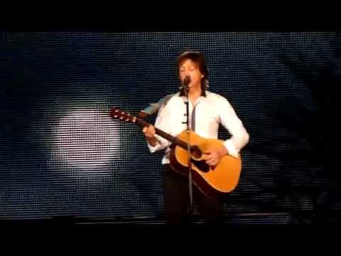 Paul McCartney - Blackbird (Rio de Janeiro 2014)