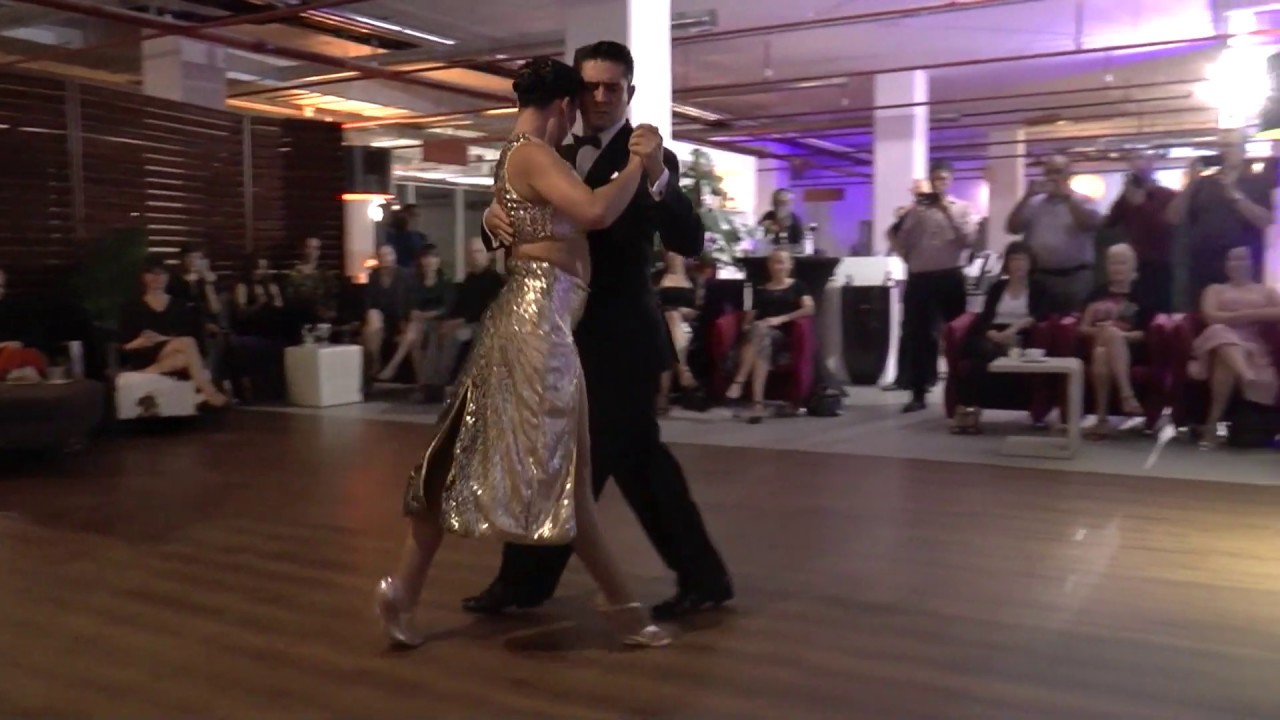 Alexa Yepes Arboleda & Edwin Espinosa in ZIN in Tango "Como Se Muere De Amor" A de Angelis1