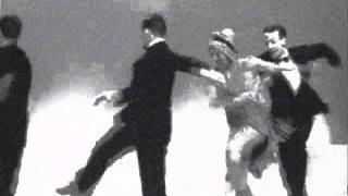 Download lagu the mar- keys ... gigglin mp3