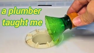 Place a bottle in your bathroom drain  😱 and the result will never cease to surprise you