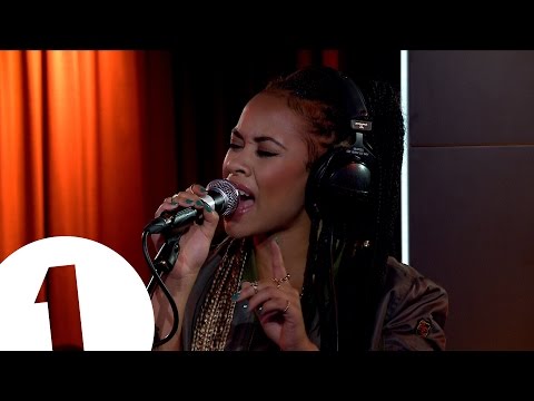 Melissa Steel - Kisses For Breakfast in the Live Lounge