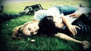 Geraldine - Glasvegas With Lyrics!