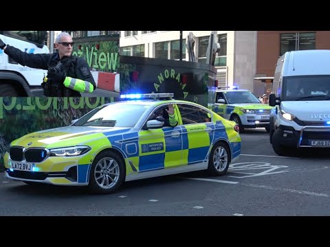 *HIGH-RISK* CAT-A Prisoner James Harding Arrives At Court For Day Three - ARMED Escort Hits Traffic