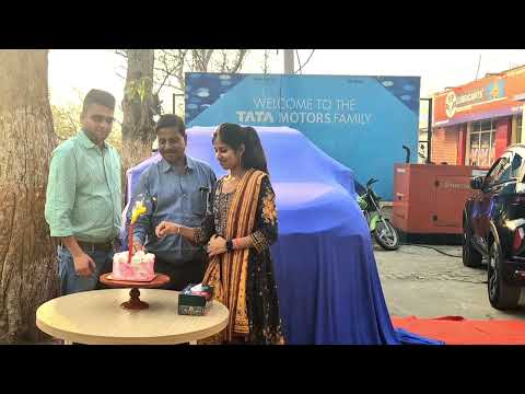 Big Beast Delivered! Tata Safari – First Look & Owner Reaction!