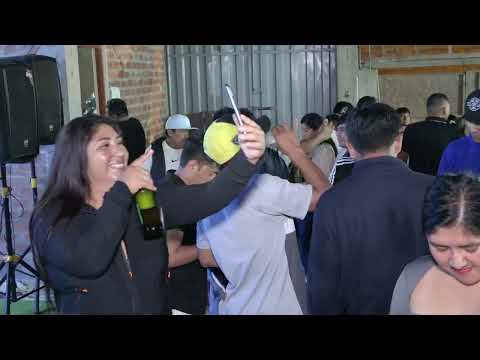 TU BODA -AYER TE VI CON EL -SUFRIENDO MI CONDENA - GRUPO SALCHICHA