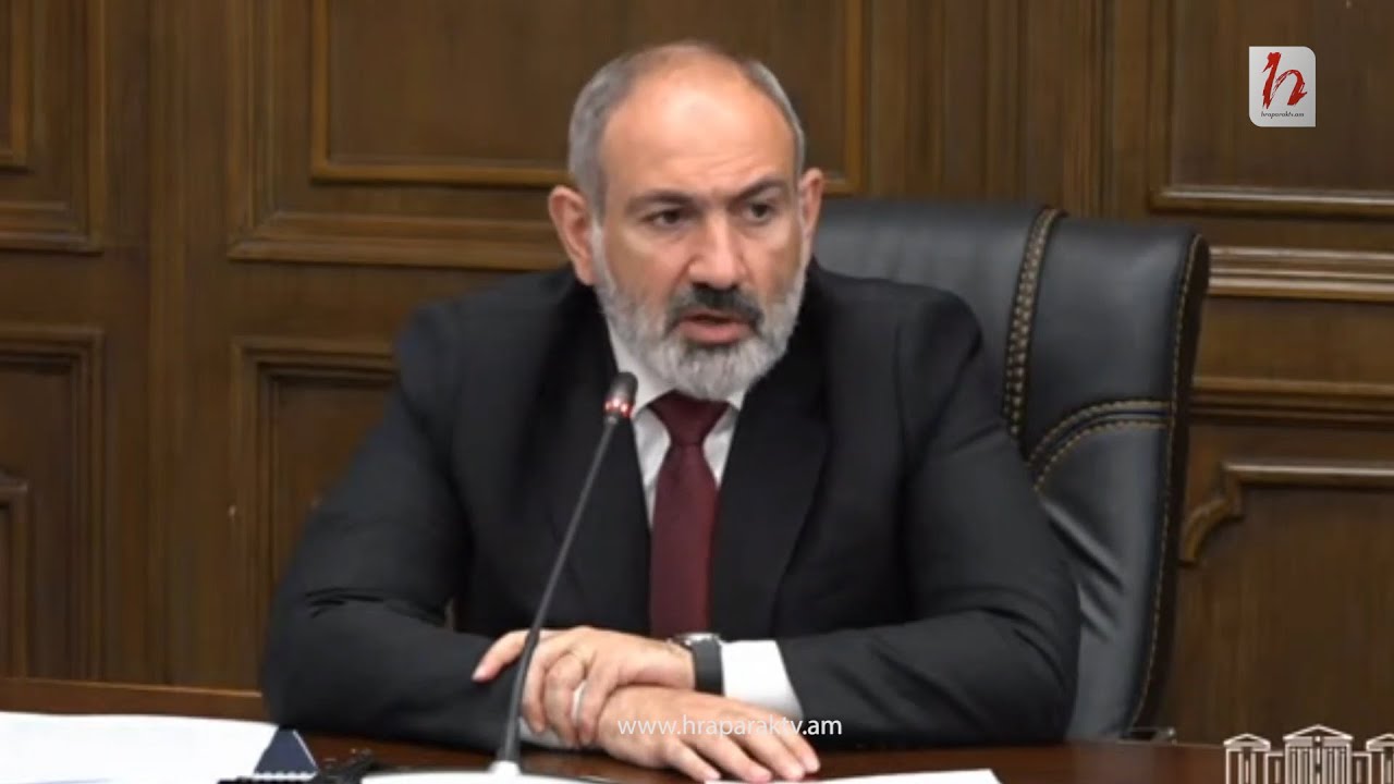 Փաշինյանը մանրամասներ է ներկայացնում եռակողմ հանդիպումից