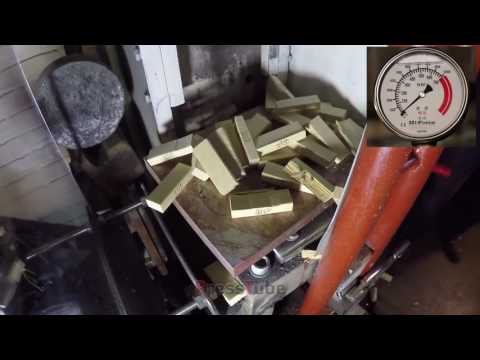 Hydraulic Press   Jenga Game