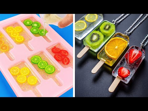 🧪 HOW TO MAKE BEAUTIFUL EPOXY RESIN ART AT HOME! 🖌️💡