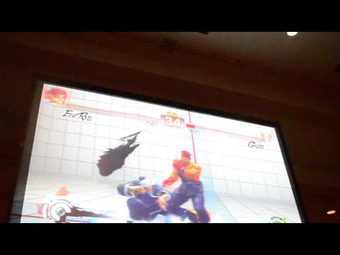 EVO 2013 SSFIV AE Top 8 Sako vs Xian