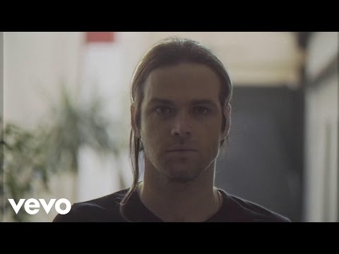 Benjamín Amadeo - Volaré (Official Video)