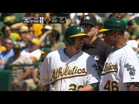 LAA@OAK: Sogard singles, Gentry scores on error