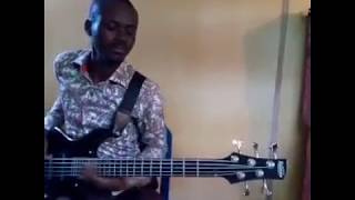 I gotta praise by Deitrick Haddon Bass Cover