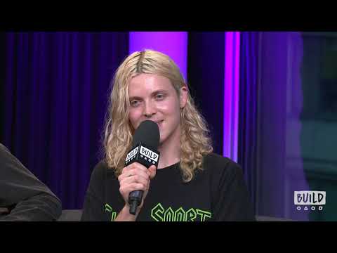 Cub Sport Perform a World Exclusive Live on BUILD!